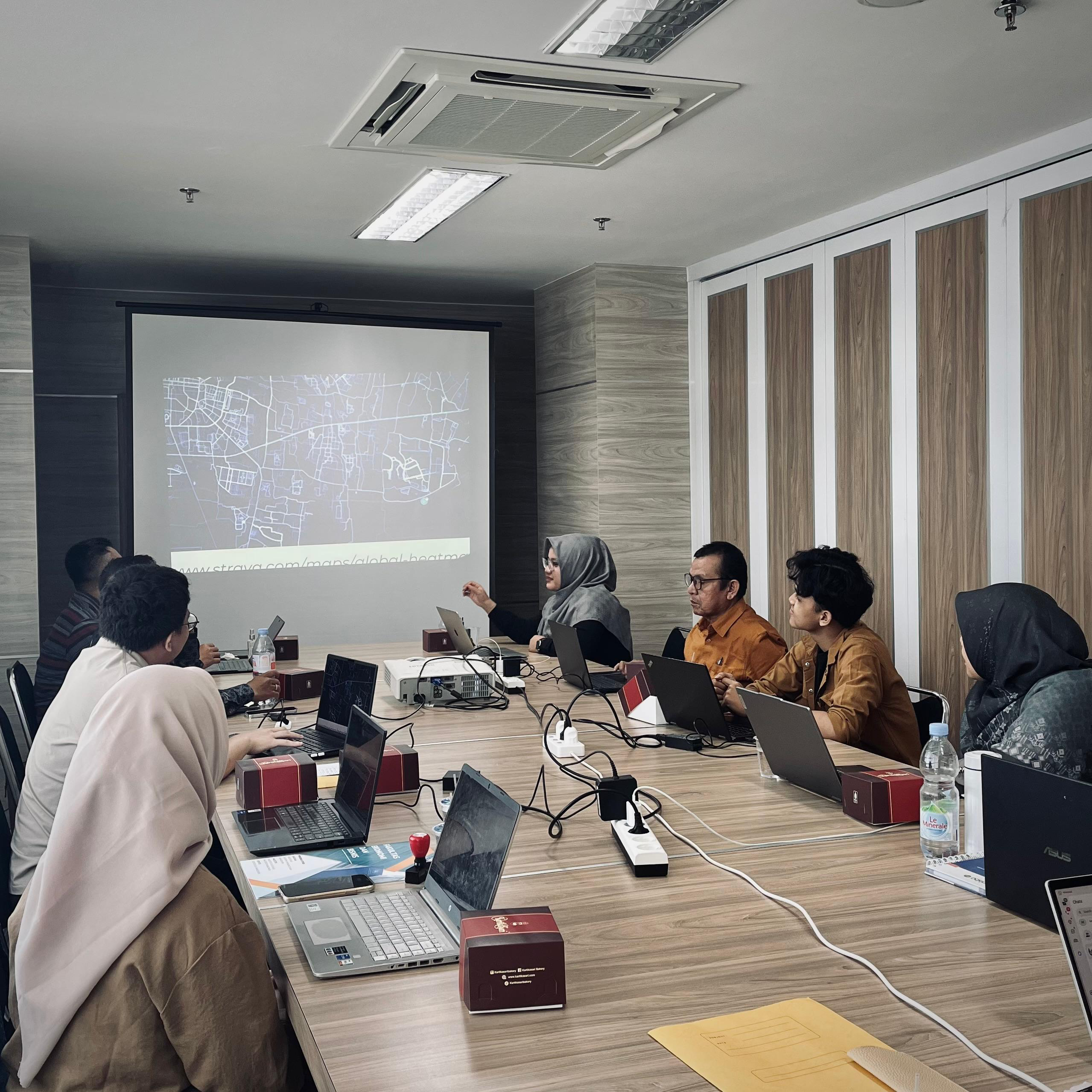 Pengembangan Kompetensi Dosen